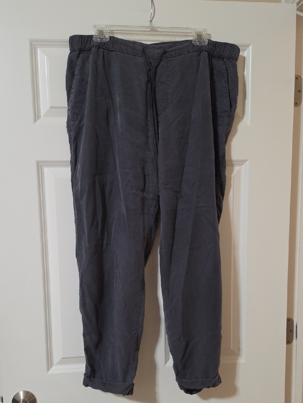 Joe Fresh Men's Drawstring Joggers in Charcoal